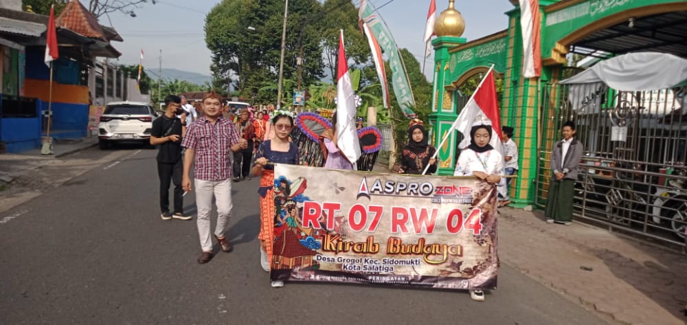 Kirab Budaya dalam Rangka Merti Dusun/Saparan Warga Grogol