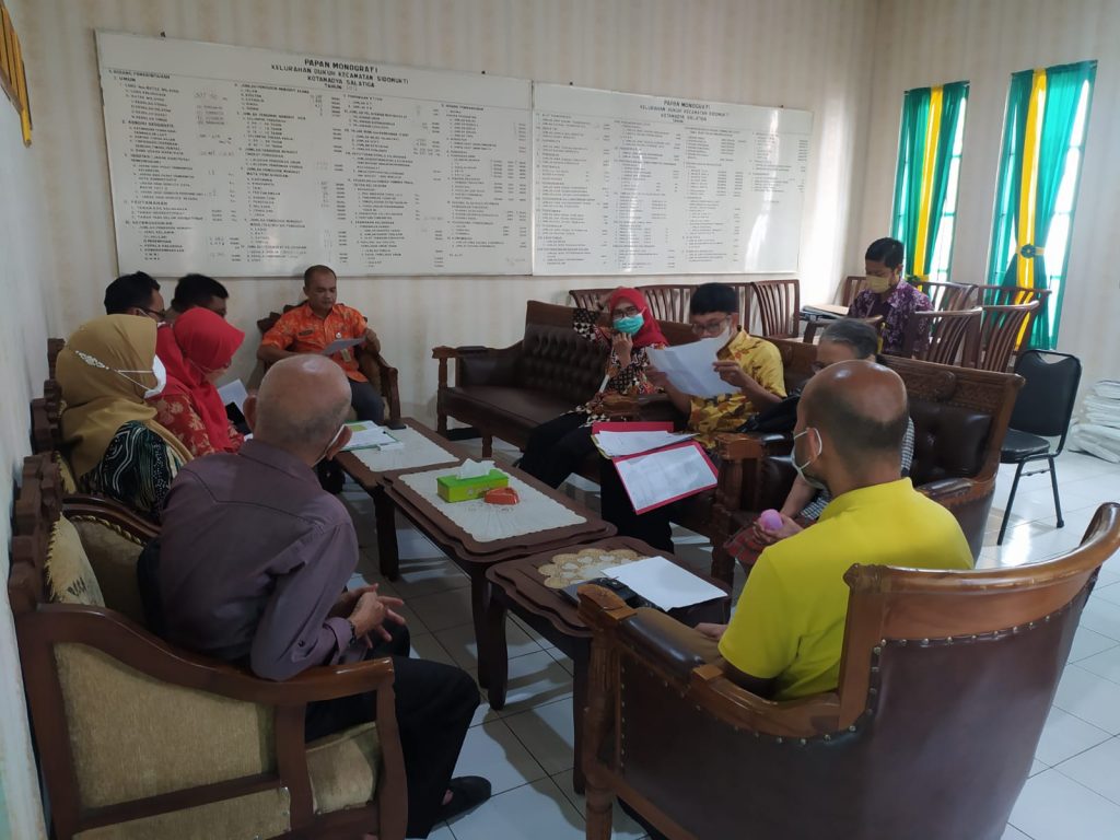 Rapat dan Pemeriksaan Tanah oleh Panitia "A"